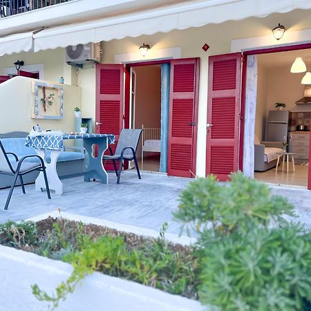 Braziliana Apartments Dassia  Bagian luar foto