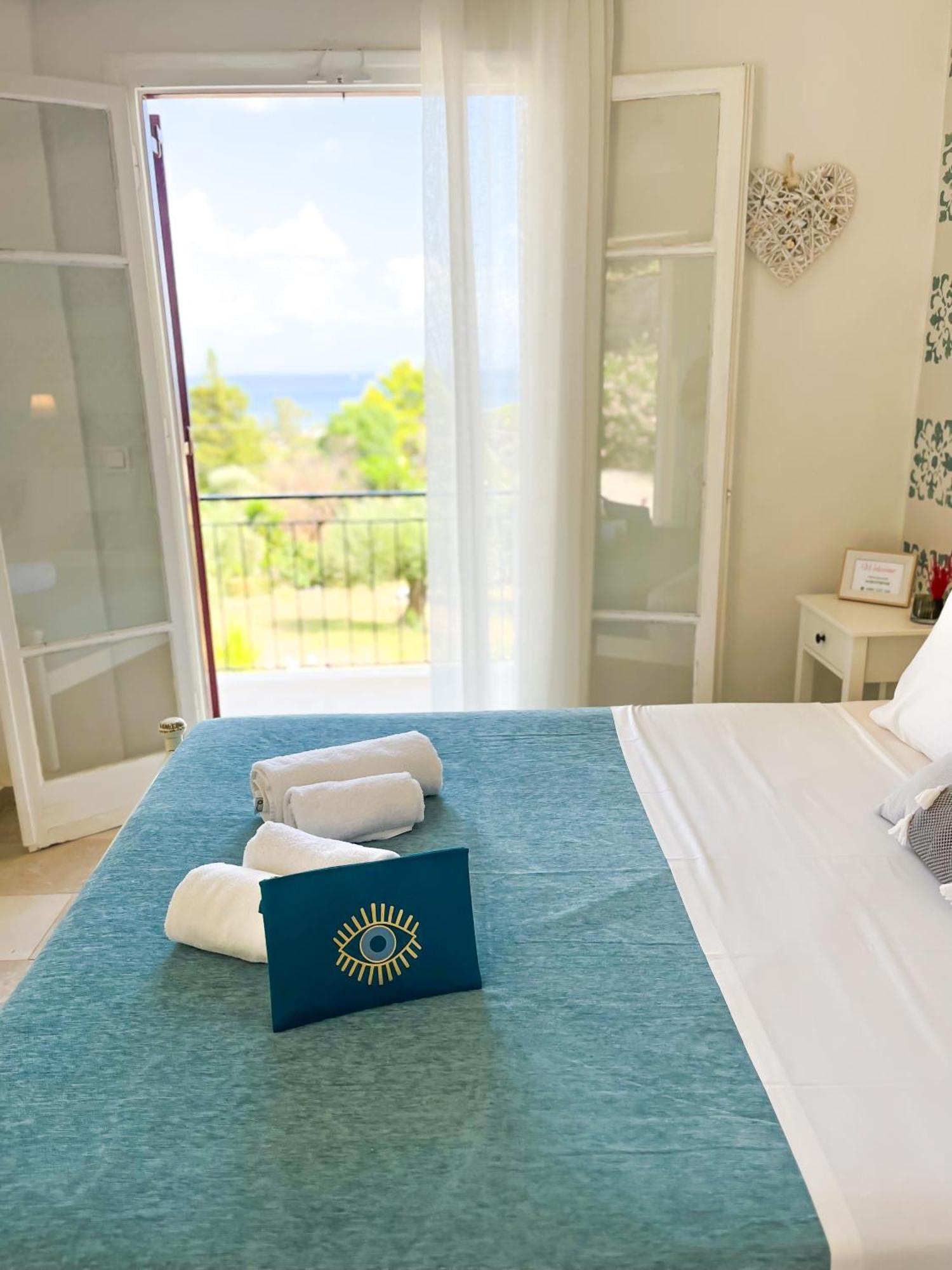 Braziliana Apartments Dassia  Bagian luar foto