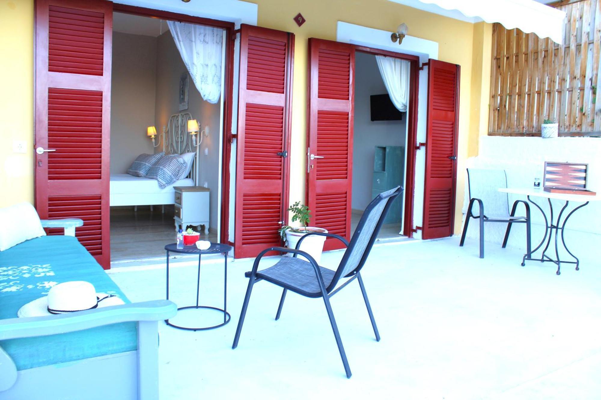 Braziliana Apartments Dassia  Bagian luar foto